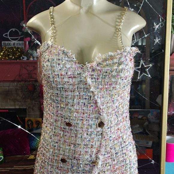 Dress - Picture 2 of 7